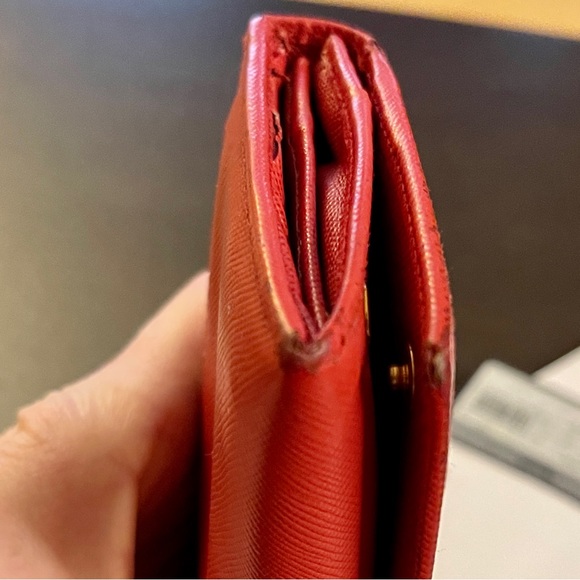 Authentic PRADA Wallet 1M1132 - Portaf Patt Lunga Fuoco - Saffiano Red Leather - Picture 11 of 11